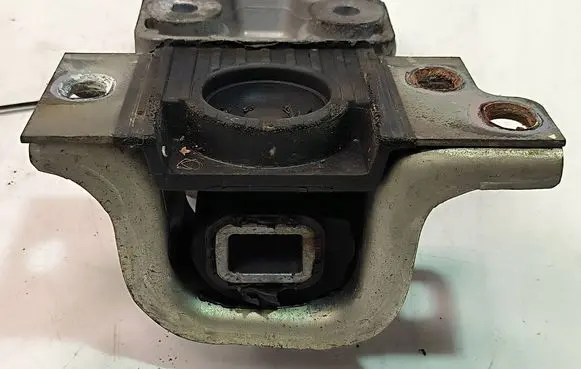 Peugeot Boxer Engine mount vacuum valve 01380043080