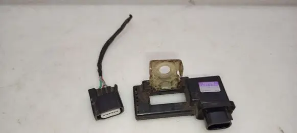 Lexus GS 300 350 430 450H Charging relay 2885031010 1314000110