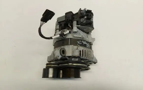 Volvo XC90 Generator/alternator 32137503