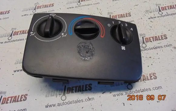 Ford Fiesta Climate control unit 96FP19A522DA