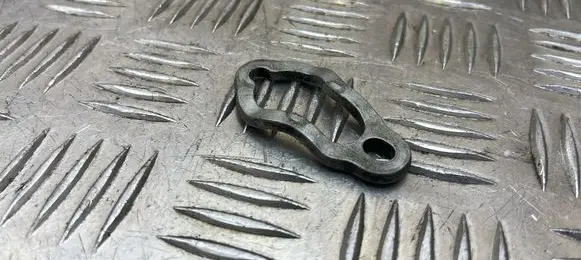 Volvo XC60 Fuel Injector clamp holder 