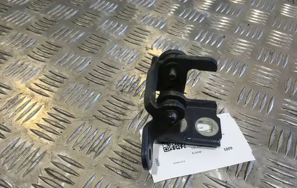 Opel Insignia A Rear door upper hinge A046574
