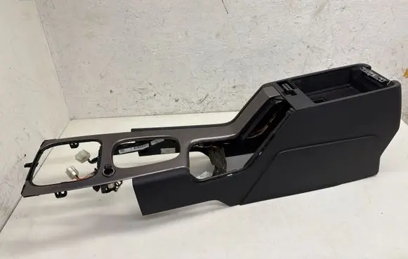 Volvo S70 V70 V70 XC Center console 9158069