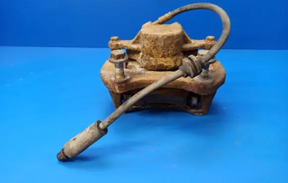 Opel Insignia A Front brake caliper