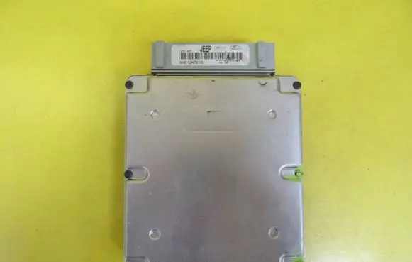 Ford Escort Engine control unit/module 96AB12A650KB