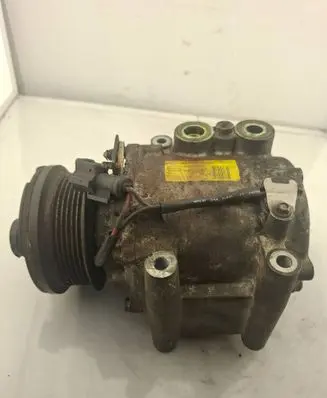 Jaguar S-Type Air conditioning (A/C) compressor (pump) YR8H19D629AB 2005MAY05
