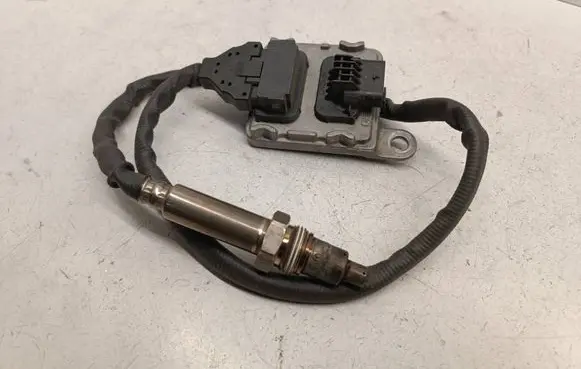 Mercedes-Benz Vito Viano W447 Lambda probe sensor A0009053109 0009053109 A2C1546330002