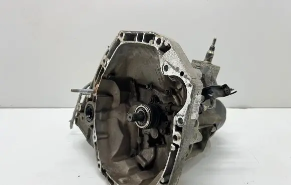 Nissan Micra K14 Manual 5 speed gearbox 304010877R JRQ