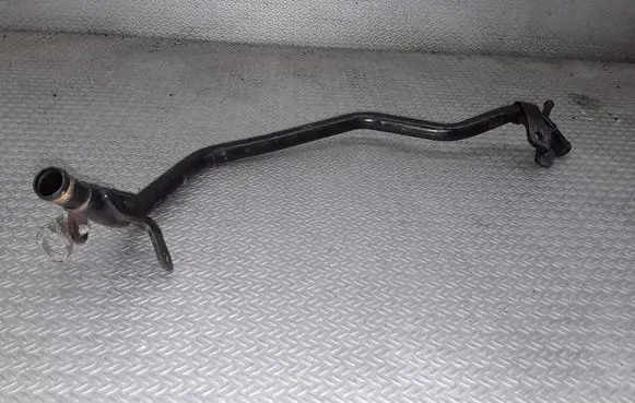 Mazda CX-7 Engine coolant pipe/hose