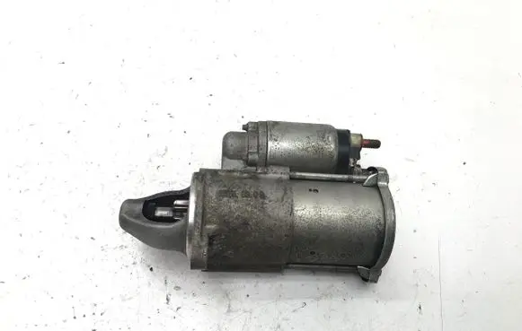 Chevrolet Cruze Starter motor 96831615