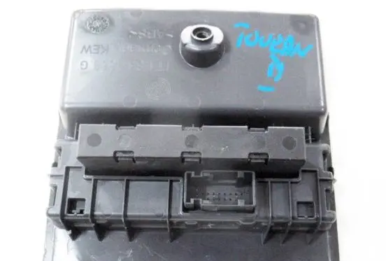 Volkswagen Touran II Glove box central console 1T1857368