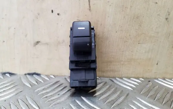 Land Rover Range Rover Sport L320 Electric window control switch YUD501070PVJ