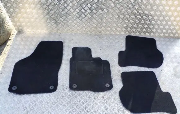 Volkswagen Golf Plus Car floor mat set 