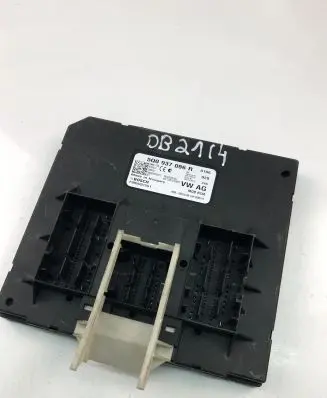 Volkswagen Golf VII Other control units/modules 5Q0937086R