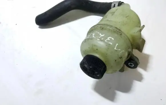 Power steering fluid tank/reservoir