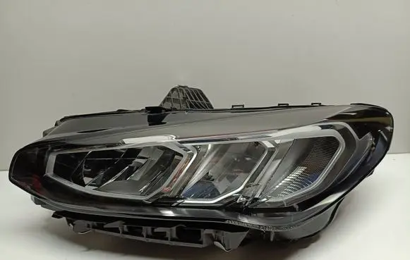 BMW 2 Active Tourer U06 Headlight/headlamp 5A42243