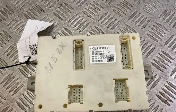 Mercedes-Benz GLE AMG (W166 - C292) SAM control unit A1669008017