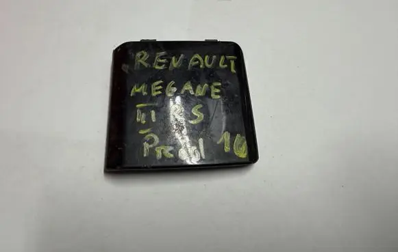 Renault Megane III Front tow hook cap/cover 