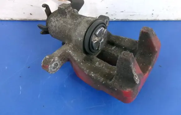 Renault Megane II Rear brake caliper