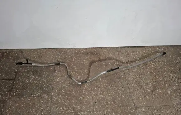 Volvo V60 Engine coolant pipe/hose 31319038