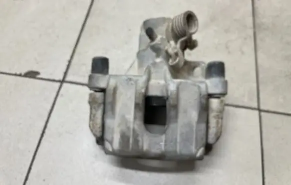Volvo S40 Rear brake caliper