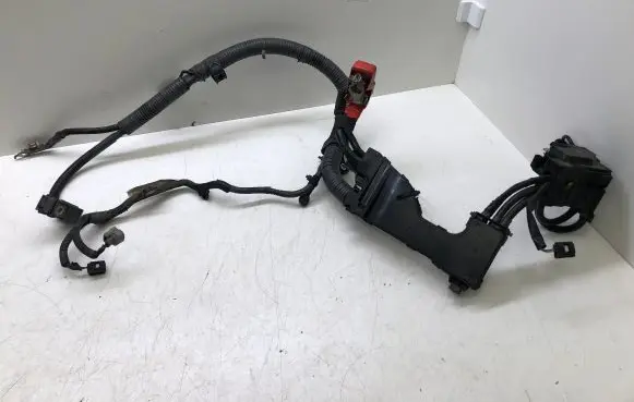 Toyota Avensis T270 Positive wiring loom 828170F150