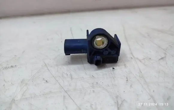 Mercedes-Benz E C207 W207 Airbag deployment crash/impact sensor A2128204926