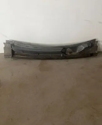 Dacia Spring Wiper trim 668122684R 8122684