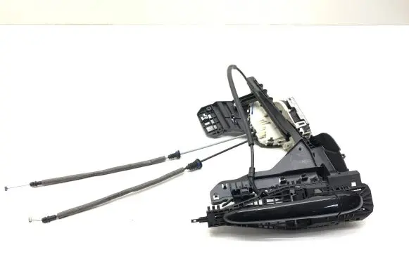 Jeep Cherokee Front door lock C1422510 14223104
