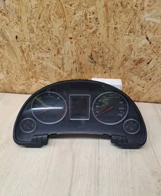 Audi A4 S4 B6 8E 8H Speedometer (instrument cluster) 8E0920