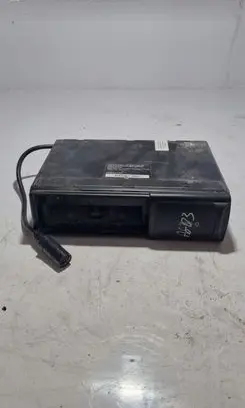 Audi A6 S6 C6 4F CD/DVD changer FA05735