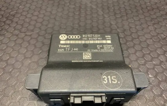 Volkswagen Touran I Other control units/modules 1K0907530H 1K0907951