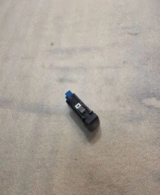 Opel Frontera B Differential lock switch M16334