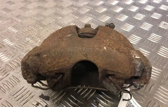 Opel Zafira B Front brake caliper