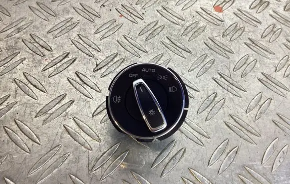 Porsche Macan (95B) Light switch 97061353309