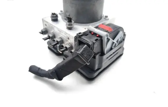 Volkswagen Polo VI ABS Pump 2Q0614517CP 2Q614517CB
