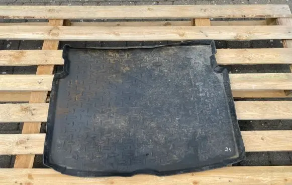 Toyota Auris 150 Rubber trunk/boot mat liner 
