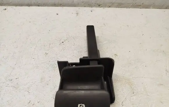 Audi Q7 4L Hand brake release handle 4L2711814