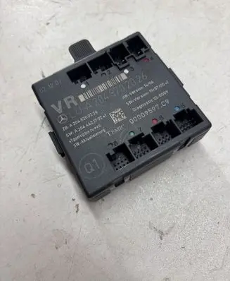 Mercedes-Benz C W204 Door control unit/module A2048702026 A2048200226 A2044421732
