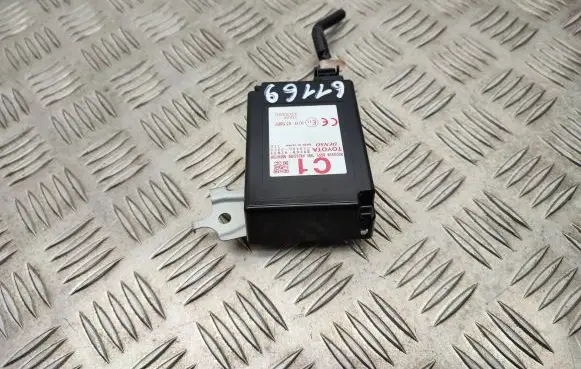 Toyota RAV 4 (XA40) Tire pressure control unit 8976042031 1584003370