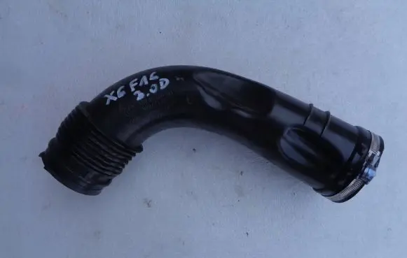 BMW X6 F16 Air intake hose/pipe 8512381