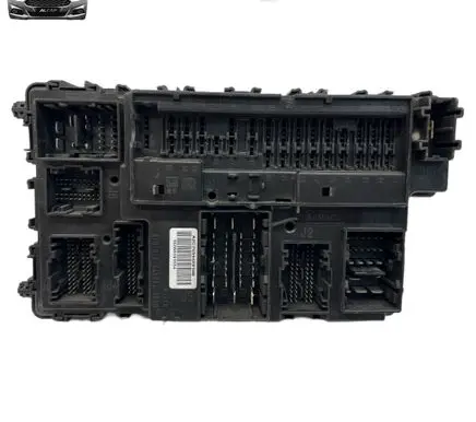 Ford Mondeo MK V Fuse module FU5T15604CFB A2C7534420150