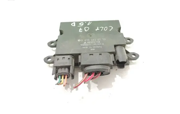 Glow plug pre-heat relay