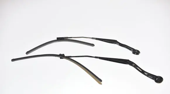 BMW i3 Windshield/front glass wiper blade 7322167 7322166
