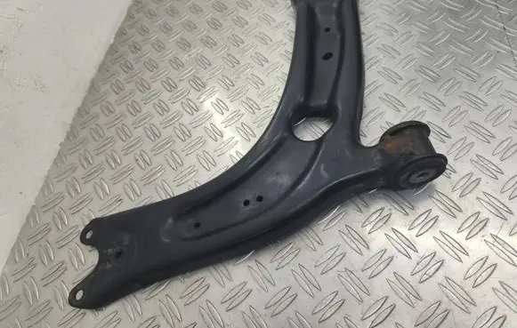 Front lower control arm/wishbone