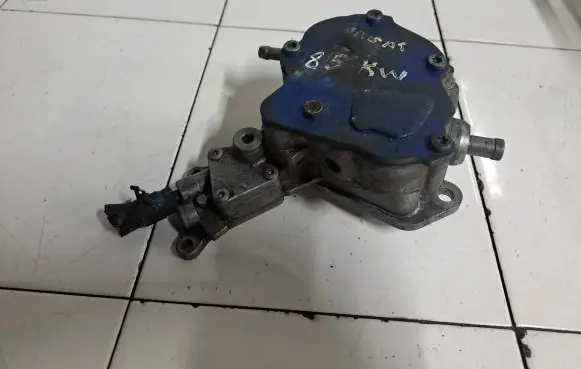 Volkswagen PASSAT B5.5 Vacuum pump 038145209E 030214D