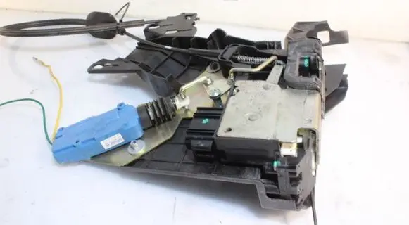 Ford Fiesta Front door lock