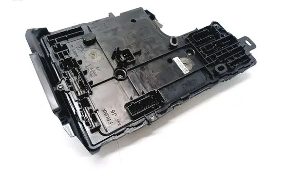Tesla Model Y Comfort/convenience module 1657650-01-A