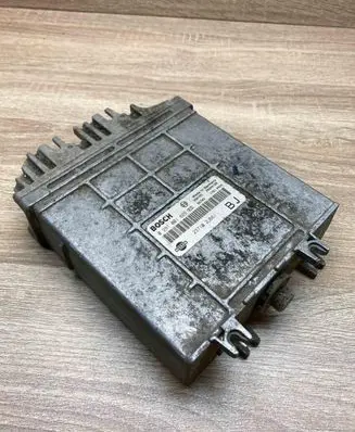 Nissan Primera Engine control unit/module ECU 237102J661 0281001629