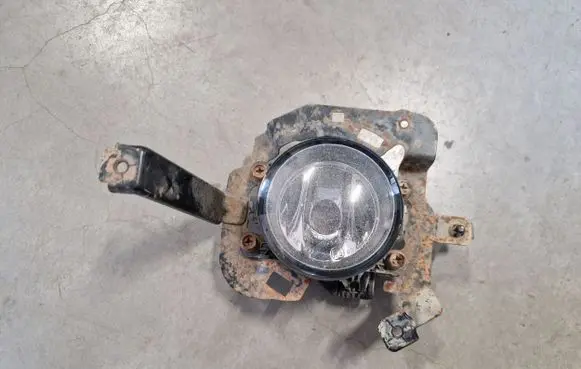 Mitsubishi L200 Front fog light 